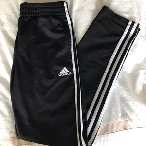 Boys size large (14-16)